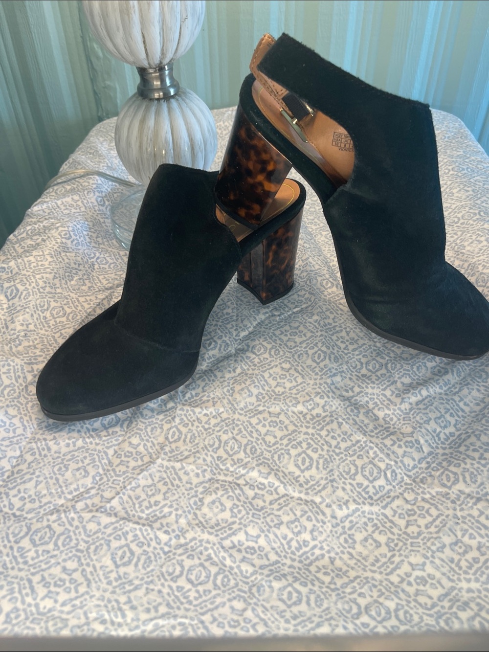 VIONIC Black Suede Block Heel Booties with Tortoiseshell Heel NEW Size 10